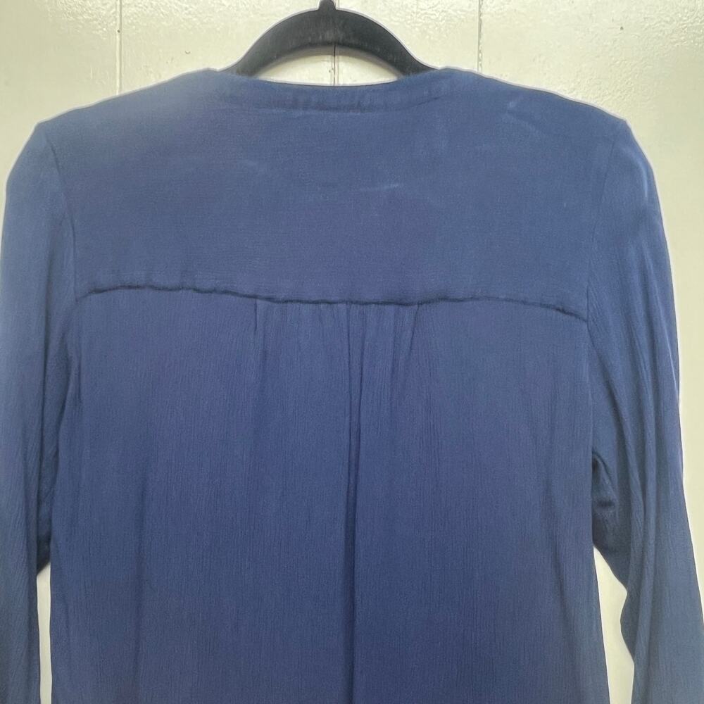 St. John's Bay V-Neck 3/4 Sleeve Navy Blue Women's Top Size Medium Crochet - Picture 7 of 11